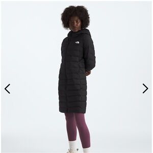 Aconcagua Parka delivers head-to-knee coverage from first frost to spring thaw.
